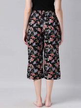 Load image into Gallery viewer, Go Colors Black Woven Viscose Printed Lounge Capri
