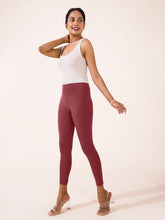 Load image into Gallery viewer, Go Colors Violet Cotton Stretch Ankle Length Leggings
