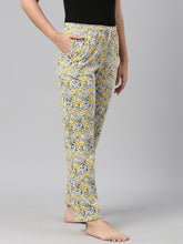 Load image into Gallery viewer, Go Colors White Cotton Knit Printed Lounge Pants

