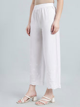 Load image into Gallery viewer, Go Colors White Hakoba Wide Pant
