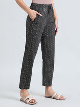Load image into Gallery viewer, Go Colors Black Cotton Knit Printed Lounge Pants
