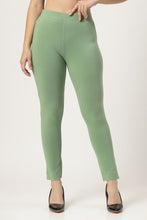 Load image into Gallery viewer, On&amp;On Straight Pant Teal
