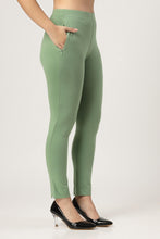 Load image into Gallery viewer, On&amp;On Straight Pant Teal
