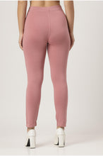 Load image into Gallery viewer, On&amp;On Straight Pant Plum
