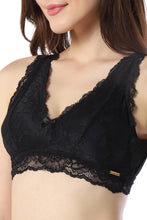 Load image into Gallery viewer, Amante Chic Lace Non-Padded Non-Wired Bralette - Black 100901
