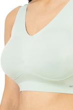 Load image into Gallery viewer, Amante Skins Non Padded Non-Wired V-Neck Cami Bra - Seafoam 83401
