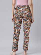 Load image into Gallery viewer, Go Colors Black Cotton Knit Printed Lounge Pants

