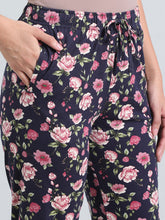 Load image into Gallery viewer, Go Colors Navy Cotton Knit Printed Lounge Pants
