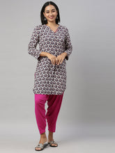 Load image into Gallery viewer, Go Colors Dark Rose Viscose Stretch Patiala
