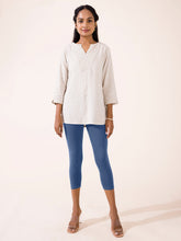 Load image into Gallery viewer, Go Colors Jeans Blue Cotton Stretch Cropped Leggings
