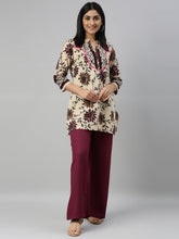 Load image into Gallery viewer, Go Colors Medium Violet Viscose Blend Linen Palazzos
