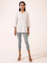 Load image into Gallery viewer, Go Colors Ebony Grey Cotton Stretch Cropped Leggings
