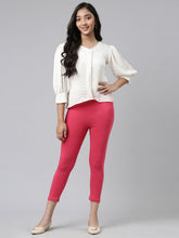 Load image into Gallery viewer, Go Colors Coral Cotton Stretch  Cropped Leggings
