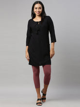 Load image into Gallery viewer, Go Colors Violet Cotton Stretch Cropped Leggings
