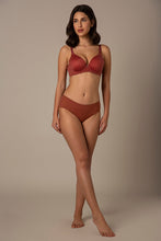 Load image into Gallery viewer, Amante Classique Elegance T-shirt Bra - Apple Butter
