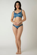Load image into Gallery viewer, Amante Demure Non-Padded Non-Wired Contour Bra - Floral Fusion Print 05601
