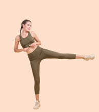 Load image into Gallery viewer, Enamor A202 Basic Workout Sports Bra Medium Impact Dry Fit Longline Basic Sports Bra
