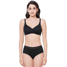 Load image into Gallery viewer, Wacoal Basic Mold Padded Non Wired Full Coverage Everyday T-Shirt Bra - Black WB75250IN
