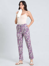 Load image into Gallery viewer, Go Colors Purple Cotton Knit Printed Lounge Pants
