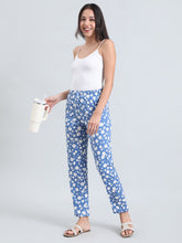 Load image into Gallery viewer, Go Colors Blue Cotton Knit Printed Lounge Pants
