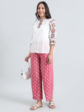Load image into Gallery viewer, Go Colors Medium Pink Woven Viscose Printed Palazzo
