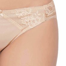 Load image into Gallery viewer, Wacoal Evy Low Waist Medium Coverage Bridal Wear Lace Bikini Panty - Beige IAP131

