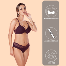 Load image into Gallery viewer, Sonari Bottle Green Lightly Padded Wirefree Bridal Lingerie Set – HONEY
