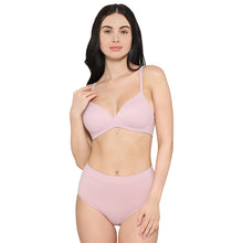 Load image into Gallery viewer, Wacoal How Perfect Padded Non-wired 3/4th Cup Medium Coverage Seamless T-Shirt Bra - Pink 852189

