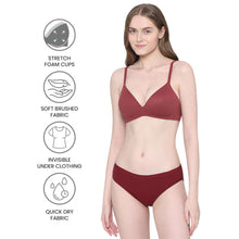 Load image into Gallery viewer, Wacoal How Perfect Padded Non-wired 3/4th Cup Medium Coverage Seamless T-Shirt Bra - Maroon 852189
