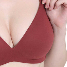 Load image into Gallery viewer, Wacoal How Perfect Padded Non-wired 3/4th Cup Medium Coverage Seamless T-Shirt Bra - Maroon 852189

