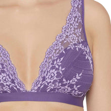 Load image into Gallery viewer, Wacoal Embrace Lace Non Padded Non Wired 3/4th Cup Bridal Wear Medium coverage Lace Bralette - Purple 852191
