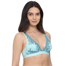 Load image into Gallery viewer, Wacoal Embrace Lace Non Padded Non Wired 3/4th Cup Bridal Wear Medium coverage Lace Bralette - Aqua 852191
