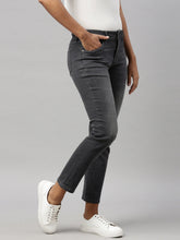 Load image into Gallery viewer, Go Colors Black Cotton Stretch Straight Fit Jeans
