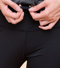 Load image into Gallery viewer, Enamor A605 Basic Workout Legging Dry Fit High Waist Basic Workout Leggings
