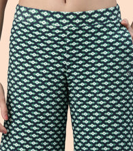 Load image into Gallery viewer, Enamor Culotte Pants For Women | Crop Length Culottes With Smart Side Slits | Black Pixie Aop
