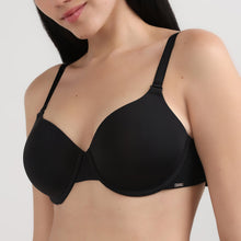Load image into Gallery viewer, Wacoal Women’s Backless Multiway Padded Wired Full Cup Detachable Straps  Party Wear T-shirt Bra-Black BI05A03
