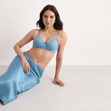 Load image into Gallery viewer, Wacoal Cool Comfort Padded Non-wired 3/4th Cup Everyday Wear T-shirt Bra -Blue BI05H03

