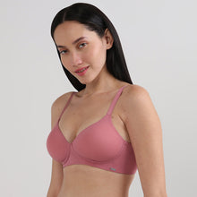 Load image into Gallery viewer, Wacoal Cool Comfort Padded Non-wired 3/4th Cup Everyday Wear T-shirt Bra-Pink BI05H02
