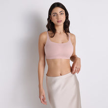 Load image into Gallery viewer, Wacoal Women’s Cool Comfort Bonded Padded Non-wired Full Coverage Bra  Everyday Wear T-shirt Bra-Beige BI05H04
