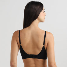 Load image into Gallery viewer, Wacoal Women’s Cool Comfort Bonded Padded Non-wired Full Coverage Bra  Everyday Wear T-shirt Bra-Black BI05H04
