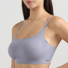 Load image into Gallery viewer, Wacoal Women’s Cool Comfort Bonded Padded Non-wired Full Coverage Bra  Everyday Wear T-shirt Bra-Grey BI05H04
