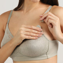 Load image into Gallery viewer, Wacoal Curvy Confidence Non-Padded Non-Wired Full Cup Plus Size Minimizer Bra-Green BI07A01
