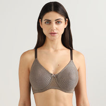 Load image into Gallery viewer, Wacoal Women’s Rainna Non-padded Wired Full Cup Everyday Wear Seamless Lace Plus Size Bra-Green BI07C01
