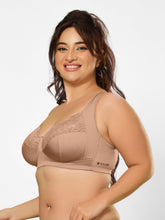 Load image into Gallery viewer, Sonari 3-Piece Cup Full Coverage Lace Bra with Side Support and Wide Cushioned Straps – BLUMA
