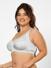 Load image into Gallery viewer, Sonari 3-Piece Cup Full Coverage Lace Bra with Side Support and Wide Cushioned Straps – BLUMA
