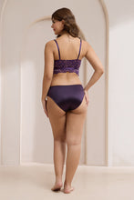 Load image into Gallery viewer, Amante Femme Lace Padded Non-Wired Demi Bra - Blackberry Cordial 06001
