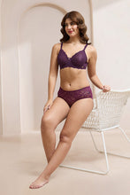 Load image into Gallery viewer, Amante Lush Lace Lift Non-Padded Wired Bra - Pickled Beet 112501
