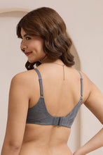 Load image into Gallery viewer, Amante Lush Lace Padded Wired Bra - Boulvered 112601
