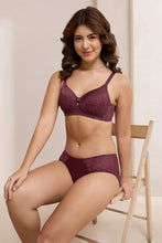Load image into Gallery viewer, Amante Radiant Lace Padded Non-Wired Bra - Burgandy 113001
