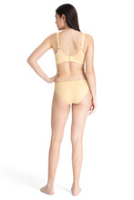 Load image into Gallery viewer, Amante Ultra Support Non-padded Non-wired Bra - Winter Wheat 77801
